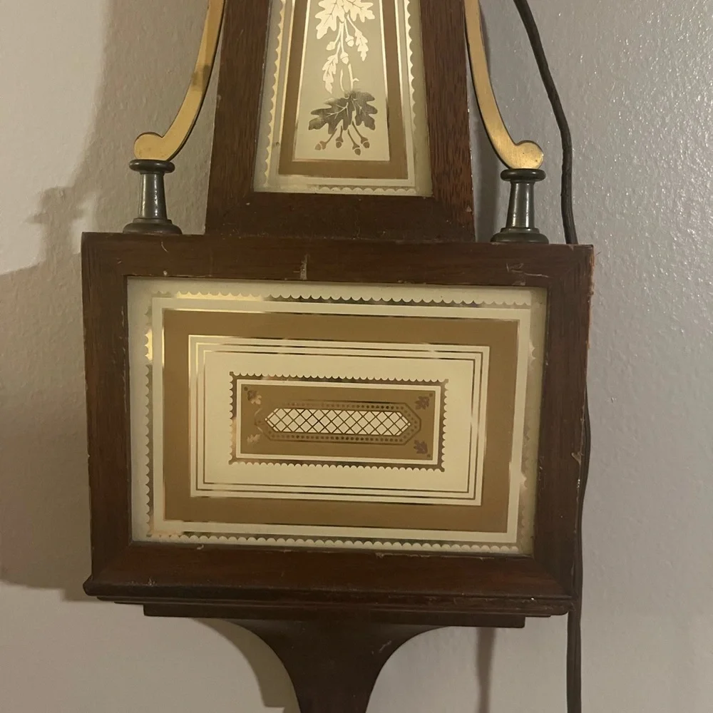 Classic Brown and Cream Wall Clock‎